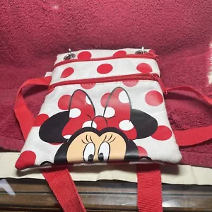 New Jerry Leigh Disney Minnie Mouse Polka Dot Passport Crossbody Bag NWOT - Picture 1 of 6