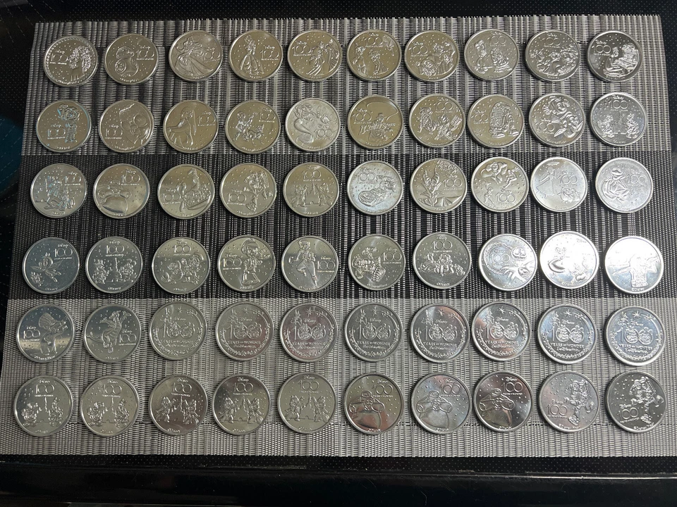 TODAS LAS 69 MONEDAS DE PLATA DEL MUNDO DISNEY 100 ANIVERSARIO MEDALLONES MICKEY MINNIE Foto 1 de 1