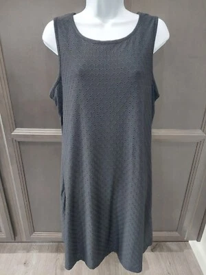 NEW Ronni Nicole Black Textured Dress Size XL Industry Republic Clothing NWT - Image 1 of 4