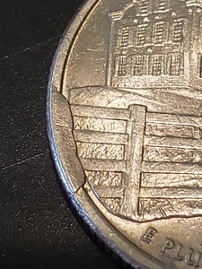 2001-P Kentucky state quarter large  rim cud on obverse:  CU-25c-2001P-05(KY) - Picture 1 of 3