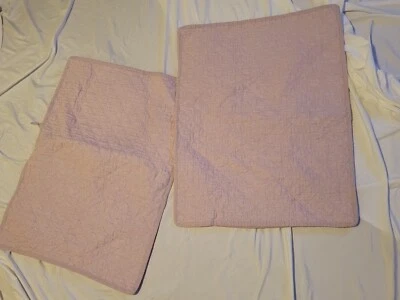 Juego de 2 fundas de almohada Tahari Home estándar lavanda texturizada acolchada 21x27 Foto 1 de 4