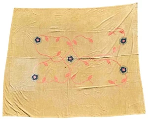 Tolle antike schwere Tagesdecke oder Steppdecke handgenäht Blumenapplikation - Bild 1 von 7