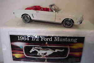1964 1/2 Mustang Convertible White Rare 1:18 Ertl American Muscle 32400