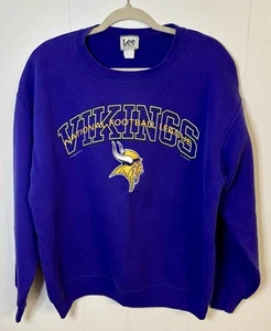 Vtg 2001 Minnesota Vikings Lee Sports Size Medium Purple Crew Sweatshirt - Picture 1 of 5