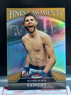 Carlos Condit 2011 Topps UFC Finest Gold Refractor Finest Moments #57/88 - Image 1 of 2