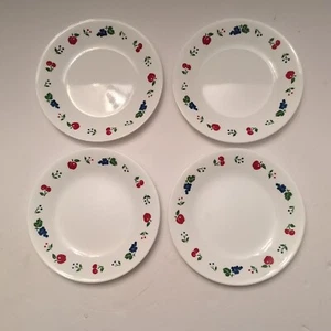 Corelle Berries and Cherries Set Of 4 6.75" Bread Dessert Plates Great Condition - Picture 1 of 4