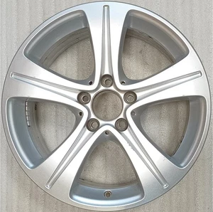 cerchio in lega originale Mercedes classe E 7,5x17 ET40 213 A2134011200 jante W213 - Foto 1 di 7