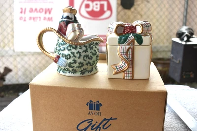 Juego de Azúcar y Crema Cerámica Navidad San Nicolás 2001 AVON Foto 1 de 4