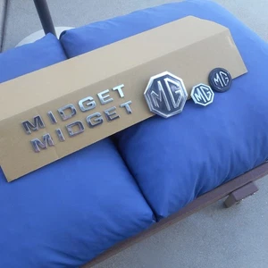 MG Midget 1970-80 OEM Emblem / Badge Set - Picture 1 of 7