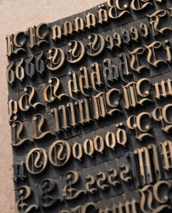 Bookbinding Brass Type set 0.55" embossing finishing bookbinder blackletter ~~ - Picture 1 of 7