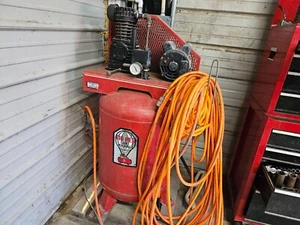 Big Boy 60 gallon air compressor - Picture 1 of 1