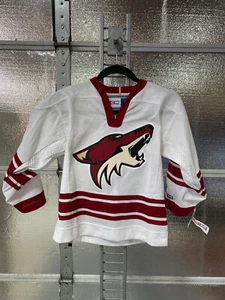 Arizona Coyotes Hockey Jersey - Kyle Turris #91 - Youth S/M - CCM - Phoenix NWT - Picture 1 of 11