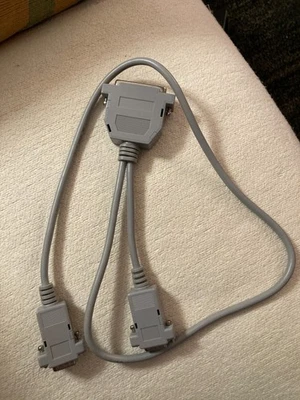 VGA Adapter, VGA Stecker auf 2x VGA Buchse, NIE BENUTZT - Bild 1 von 3