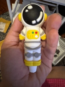 Astronaut Pipe Silicone Glass Bowl Tobacco Smoking Spoon Pipe - Picture 1 of 2