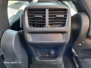 Peugeot Rifter MK3 K9 Rear Air Vents & Trim & USB Port 2019 - 2025 - Picture 1 of 6