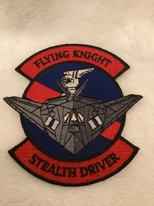 Patch 4" US Air Force ~ Cavaliere Volante Stealth Driver Squadron Patch - Foto 1 di 4