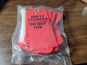 SmartSign 25-Pack Empty Cylinder Do Not Use Tags with Reinforced Metal Eyelet - Picture 1 of 4