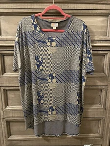 Lularoe Irma Top - XS blau gemustert - Bild 1 von 3
