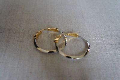 NUEVO Diseñador Rachel Zoe Dos Tonos Garra de Oso Plata y Oro Aro Pendientes AGOTADOS Foto 1 de 4