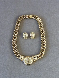 Set collana e orecchini moneta romana Diva Favstina Metropolitan Museum of Art - Foto 1 di 17