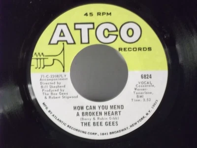 The Bee Gees,Atco 6824,"How Can You Mend A Broken Heart"US,7"45,1971 pop rock,M - Image 1 of 2