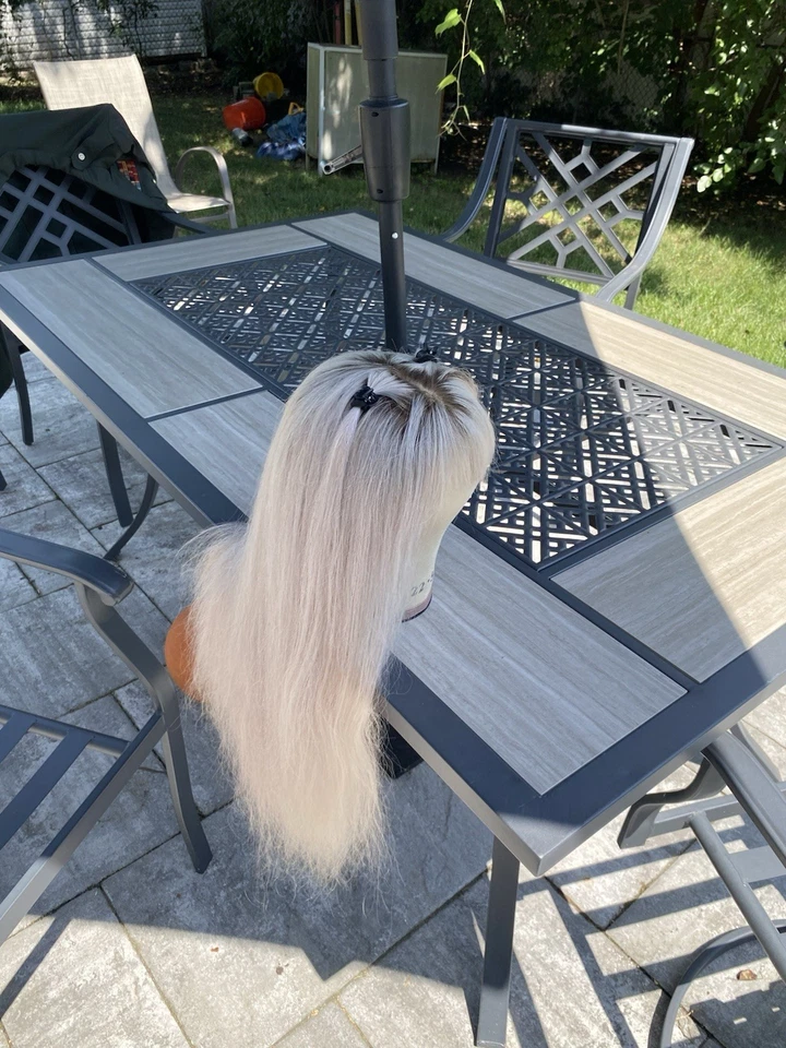 Peluca rubia cabello humano 100 % helada con raíces oscuras Foto 1 de 4