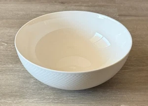 Villeroy & Boch Tipo weiß geprägt 8" Gemüseschüssel - Bild 1 von 4
