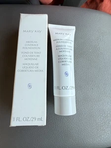 Mary Kay BRONZE 708 Medium Coverage Foundation 042014 Gray Cap NIB FAST SHIP - Picture 1 of 1