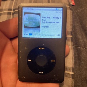 Apple iPod 6th/7th Generation Classic 120GB - Gray - Picture 1 of 2