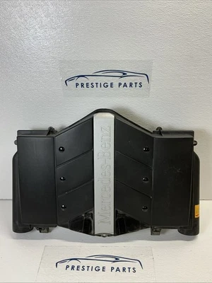 Filtro limpiador de admisión de aire cubierta motor Mercedes Benz OEM Foto 1 de 4