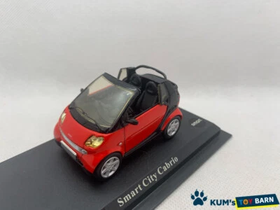 1/43 World famous car SMART CITY Cabrio Red - Image 1 of 4