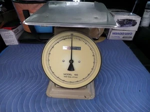 VINTAGE Pelouze 100lbs Platform Shipping Scale Model 100 Heavy Duty WORKS XLNT! - Picture 1 of 11