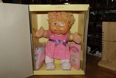 2007 Cabbage Patch Babies Messy Face Girl Doll Ice Cream  Birth Certificate - Image 1 of 4