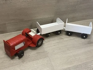 RARE RED VINTAGE TONKA AIRLINES TUG TRACTOR AND 2 WHITE CARS - Picture 1 of 15
