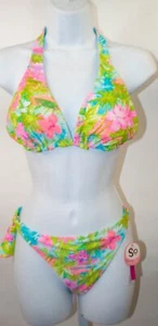 Bikini reversible floral o de punto azul para damas Bikini Parte superior o inferior Precio de venta sugerido por el fabricante $28 - Imagen 1 de 2