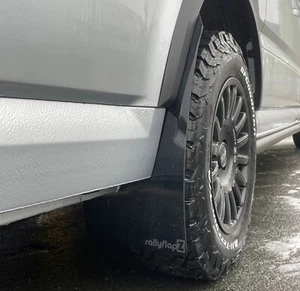 rallyflapZ Kotklappen PASSFORM: VW CRAFTER 17+ MAN TGE schwarz 4mm PVC *G RFAN BREITER BOGEN - Bild 1 von 3