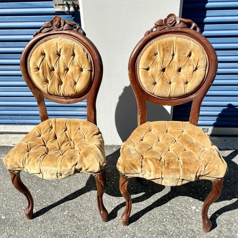 Antique Vintage Traditional English Victorian Tuft-Back Accent Side Chair — PAIR Cover