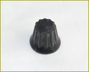 Transceptor de Radio Militar del Ejército Soviético Volumen Sintonizador Botón # 2 - Imagen 1 de 2