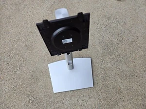 Dell Monitor Stand P2222H for Models U2422H P2722H C2723H P2422HE U2422HE 16" - Picture 1 of 6