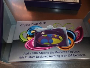 L & M Cigarette Ashtray Style up the Moment Promo Single Cigarette Ashtray - Picture 1 of 4