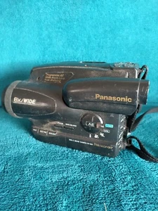 Panasonic NV-S20 VHS-C Video Camera Palmcorder For Parts UNTESTED #E3HF01422 - Picture 1 of 8