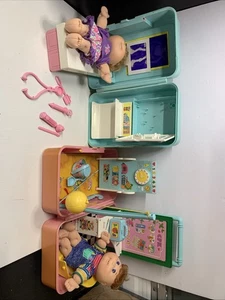 Cabbage Patch 1996 School And Doctor Kits - Bild 1 von 18