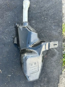 2012 VAUXHALL ASTRA J MK6 WASHER BOTTLE & MOTOR 13260579 - Picture 1 of 3