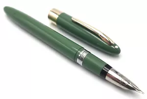 VINTAGE c1955 RESTORED SHEAFFER STATESMAN SAGE GREEN SNORKEL FOUNTAIN PEN PdAg M - Picture 1 of 14