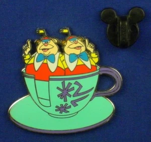 Mad Tea Party Cup Tweedledee & Tweedledum 35 Magical Years Pin # 50685 - Picture 1 of 4
