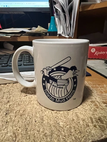 TOLEDO MUD HENS-----COFFEE MUG Cover