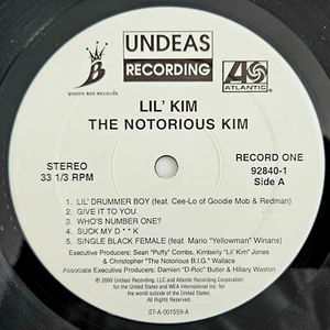 2000 - LIL' KIM - THE NOTORIOUS KIM 2XLP - UNDEAS RECORDING ORIGINAL PRESSING - Picture 1 of 8