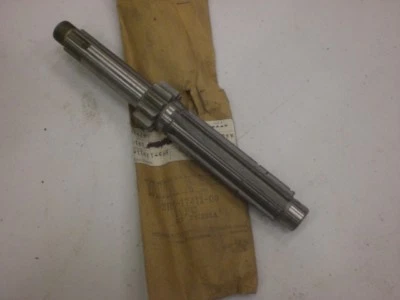 YAMAHA NOS IT175G 1980  IT175H 1981 AXLE, MAIN (11T)  3R6-17411-00-00  #51  - Image 1 of 4