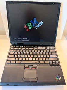 IBM ThinkPad T30 / Pentium 4-M / 512 MB RAM / WinXP / Vintage - Photo 1/14