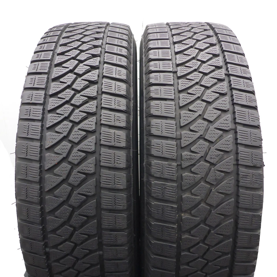 225 75 16C 2x Bridgestone 225/75 R16C 121/120R W810 Neumáticos 2018 8,2 -7 , - Imagen 1 de 4